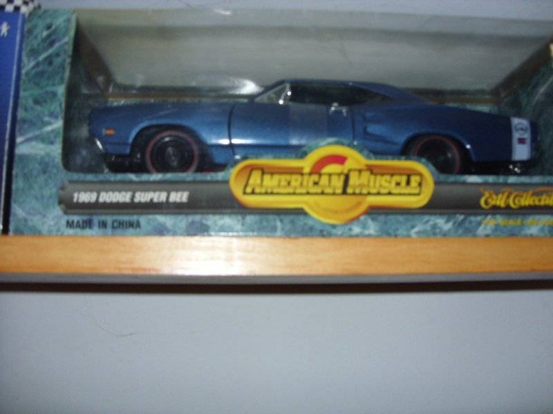 LAST 118 SCALE CAR PICS 007.JPG