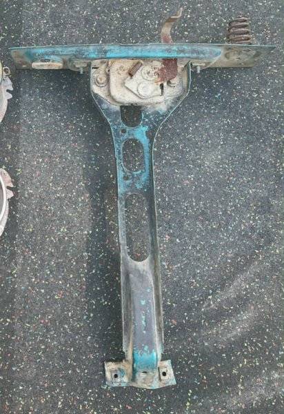latch2.jpg