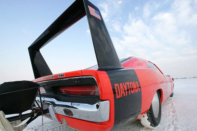 Lee-Sicilios-1969-Dodge-Daytona-Bonneville-Racer-079-685x456.jpg