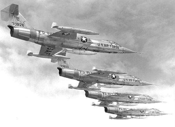 Lockheed-F-104-USAF-Squad.jpg
