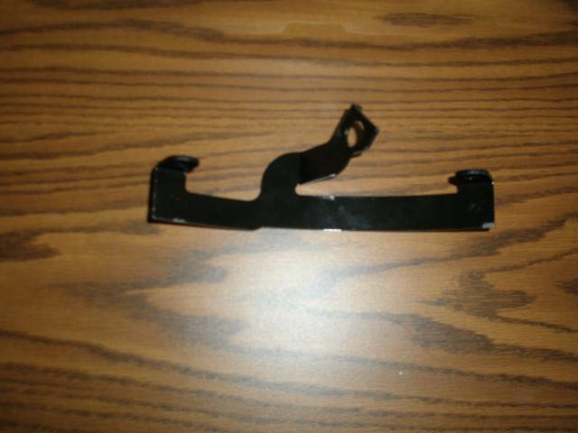 LT. BENDIX CALIPER BRACKET 003 (Small).JPG