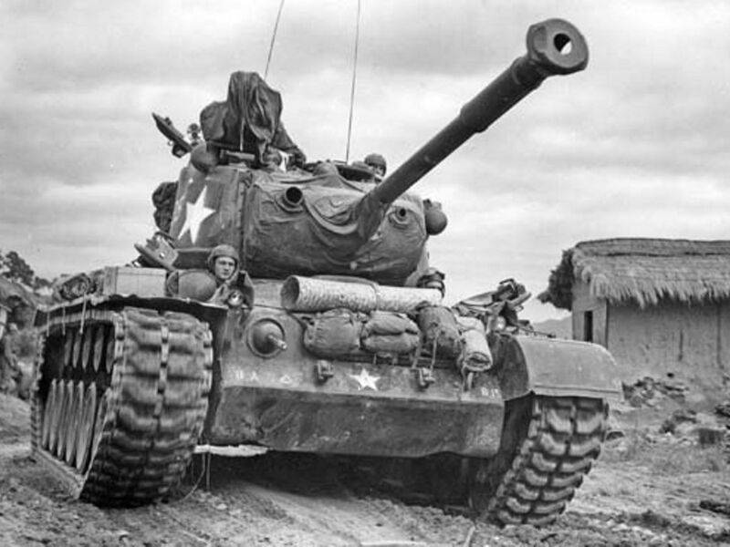 m26-pershing-large-56a61c415f9b58b7d0dff732.jpg