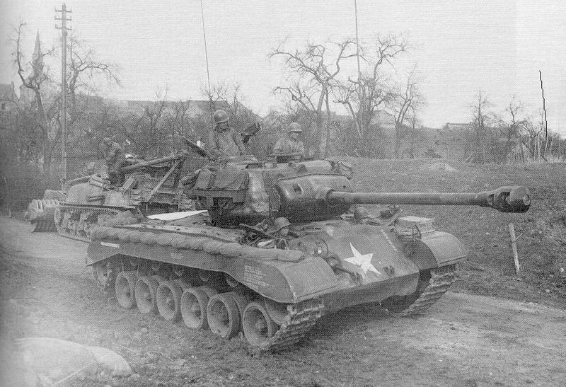 M26-Pershing-Tank-Somewhere-in-Europe-in-WW2.jpg