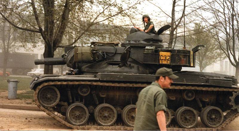 M60A2%20ConnBks%204.jpg