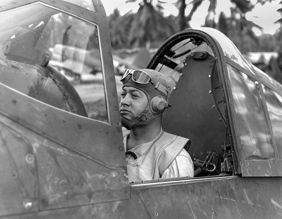 major-gregory-pappy-boyington-usmc-everett.jpg