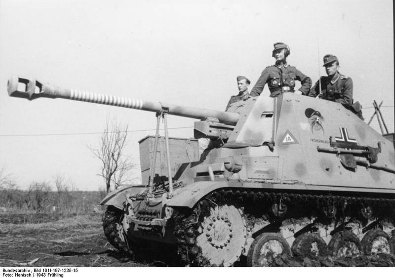 Marder+tank+Kohlenklau+Helmut+Kohlke.jpg