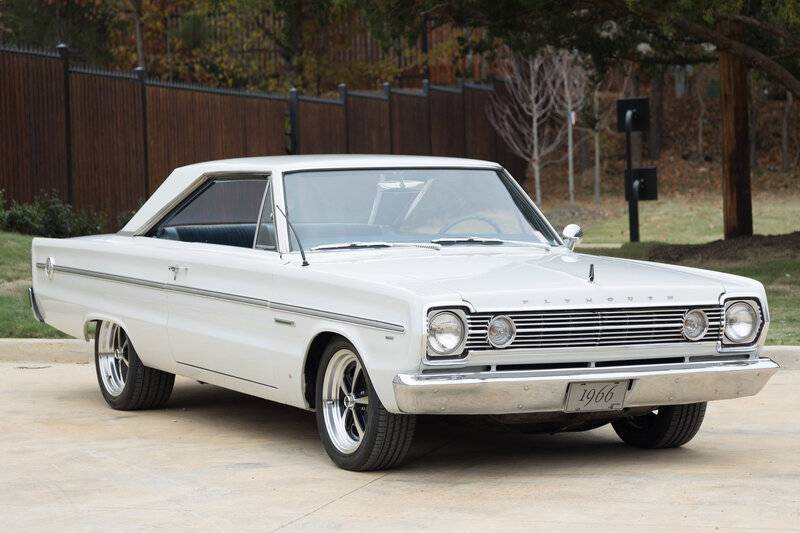 mazonaws.com%2Fartandspeed%2Fimages%2F3%2F0%2F4%2F304%2F20924be276e9a_hd_1966-plymouth-belvedere.jpg