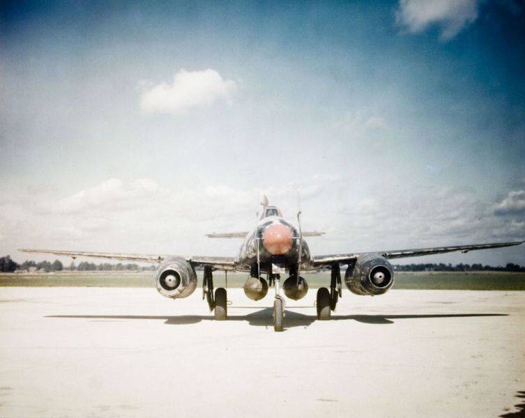 Me262B-1a-U17WNr110306FE-610-1.jpg