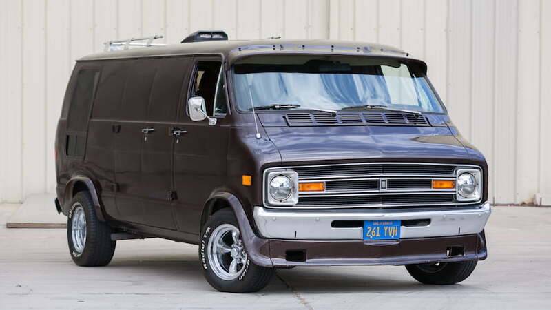 mecum-custom-van(13).jpg