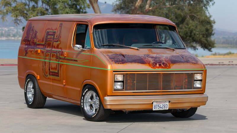 mecum-custom-van(23).jpg