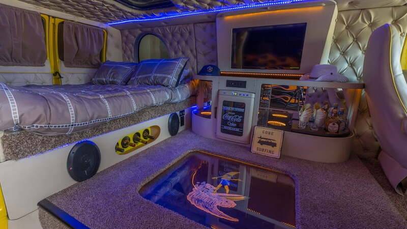 mecum-custom-van(8).jpg