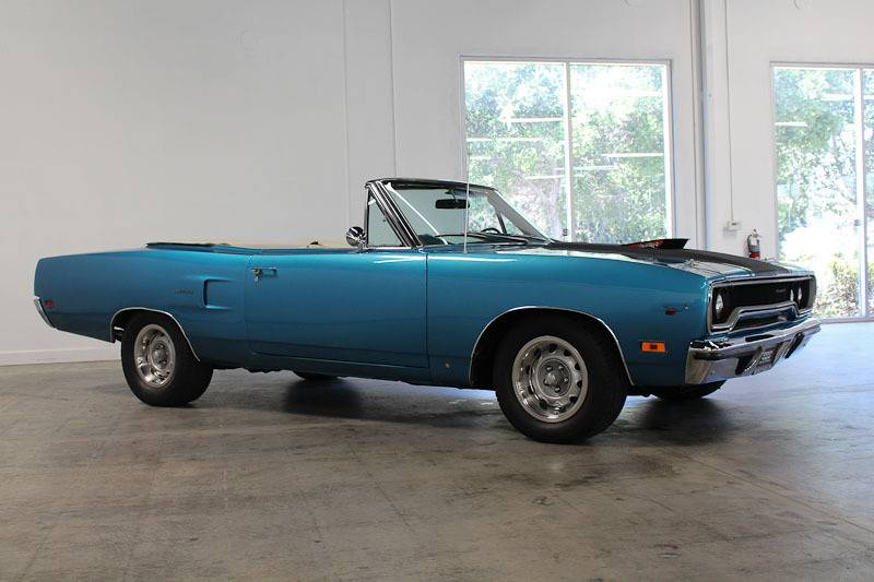 medium_1970_plymouth_road_runner_2_door_convertible_6d258427d9.jpg