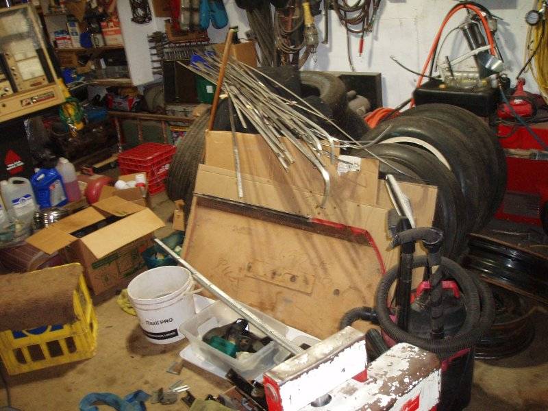 messyshop.JPG