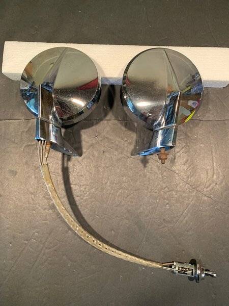 Mirror Pair 1.jpg