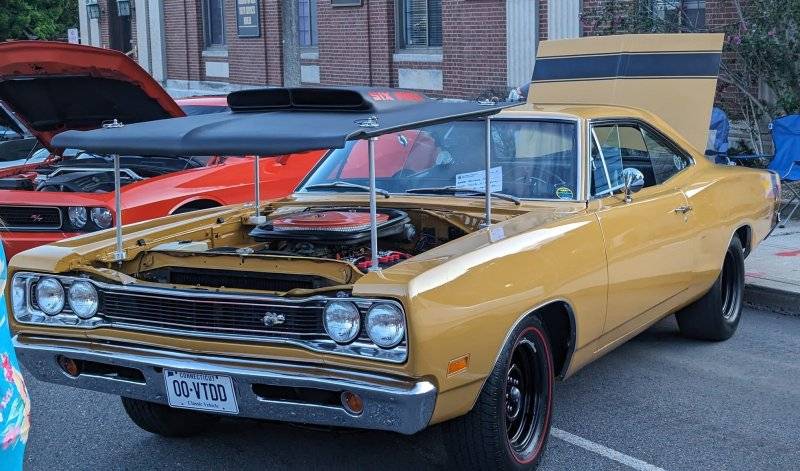 Misc Front End (1549) '69 Dodge Coronet Super Bee Six Pack.jpg