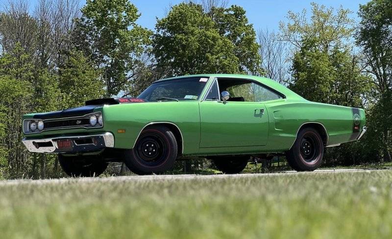 Misc Front End (16477) '69 Dodge Coronet Super Bee Six Pack 2.jpg