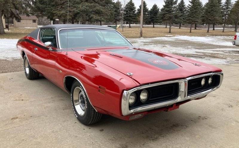 Misc Front End (16545) '71 Dodge Charger 383 Super Bee (1).jpg