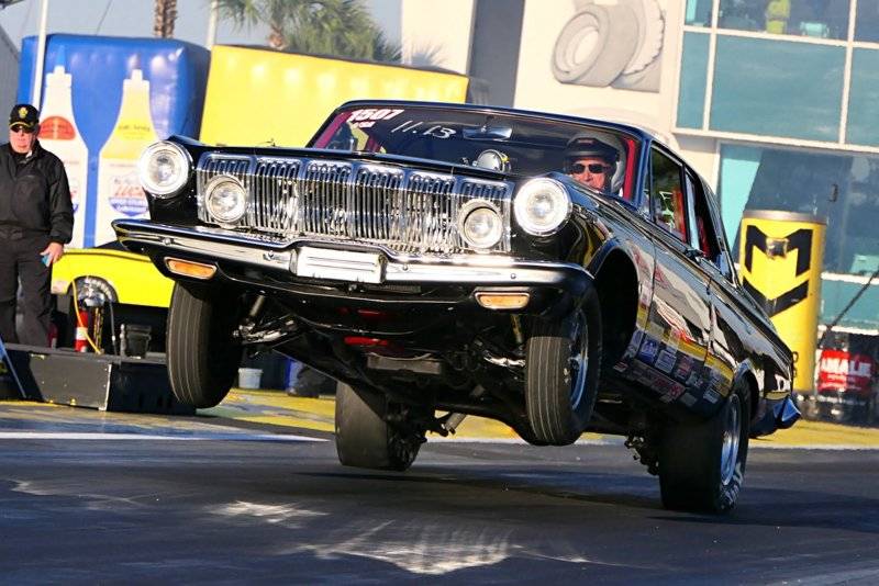mopar-muscle-2017-nhra-gatornationals-1963-dodge-polara-thomas-auger (1).jpg
