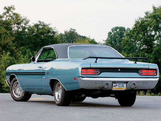 mopp_0612_02z-1970_plymouth_gtx-rear.jpg