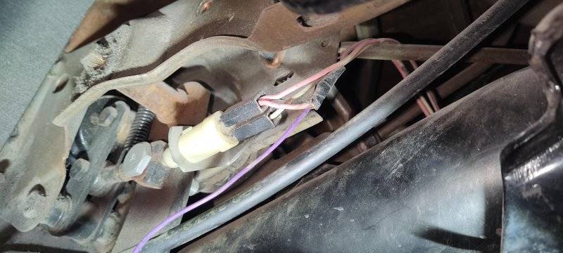 MysteryWire_BrakeSwitch.jpg