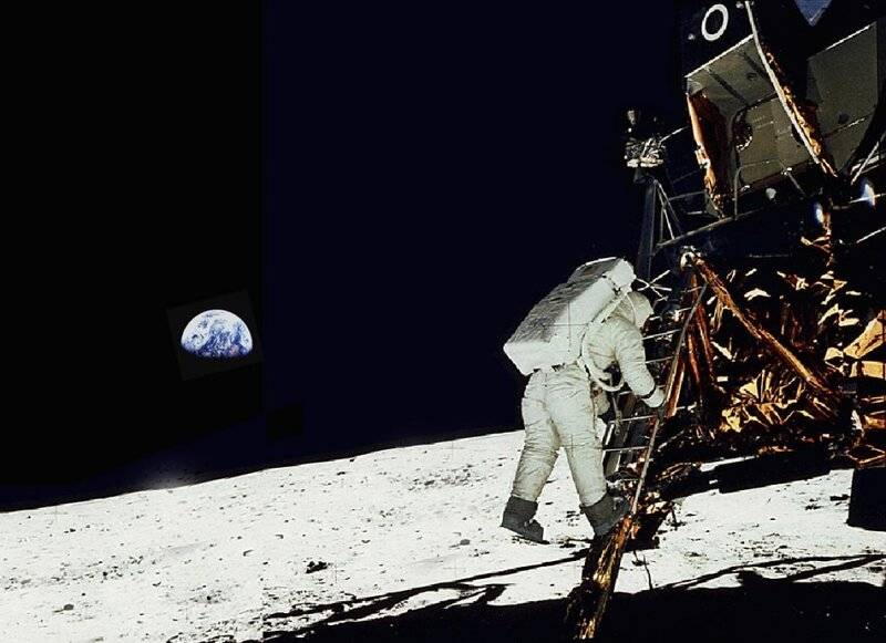 Nasa Apollo 11 Neil Armstrong on the moon picture.jpg
