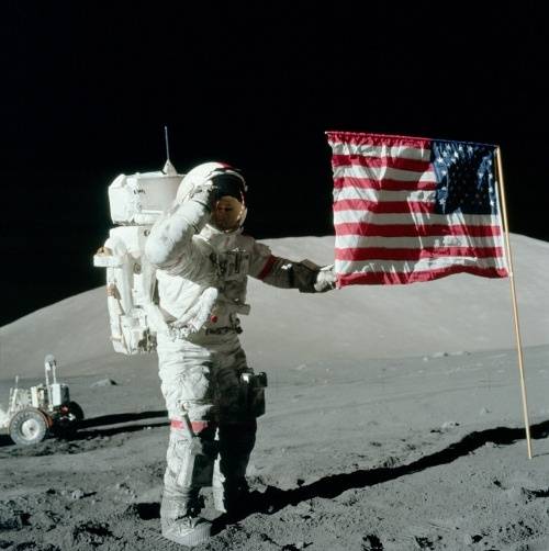 Nasa Apollo 16 1972 last trip man walked on the moon.jpg