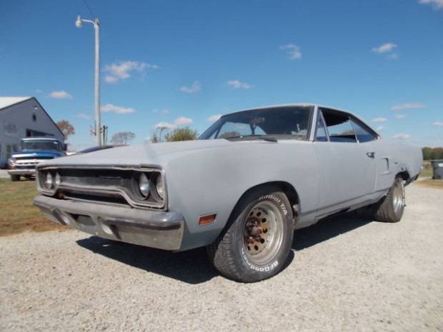 No-Reserve-Running-1970-Plymouth-Road-Runner-Project-for-sale-Three-Quarter.jpg