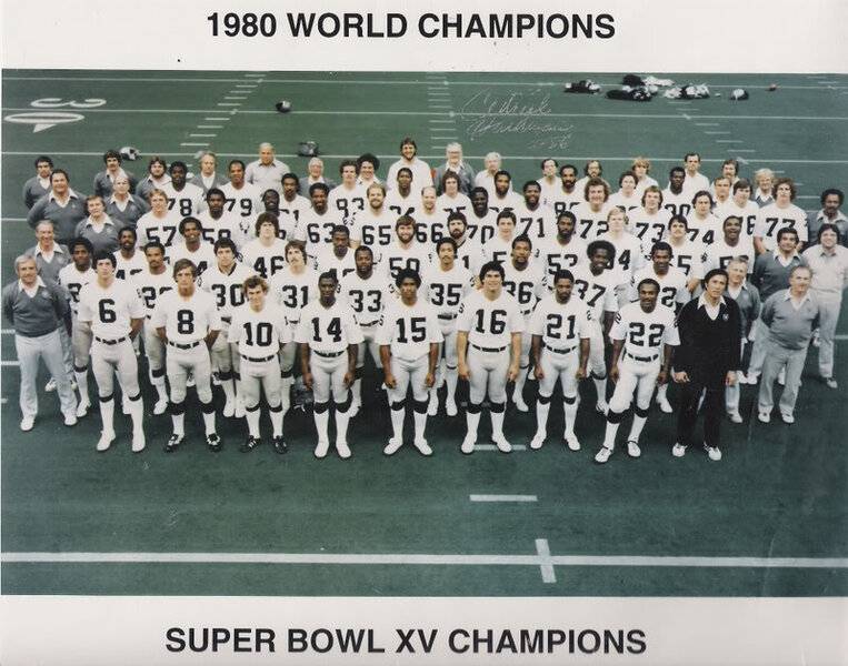 Oakland Raiders 1980 Super Bowl Winning Team #1.jpg