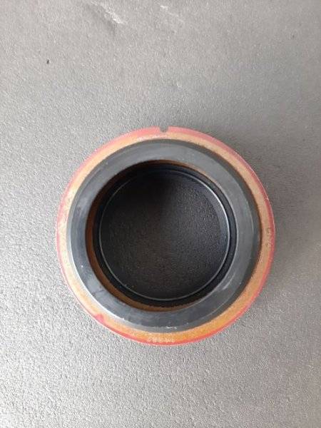 oil seal1.jpg