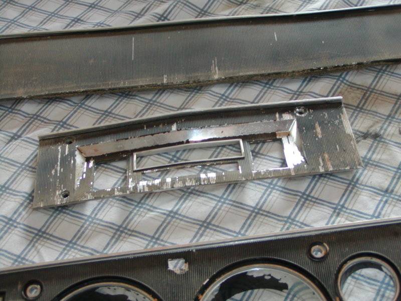 Old radio bezel.JPG