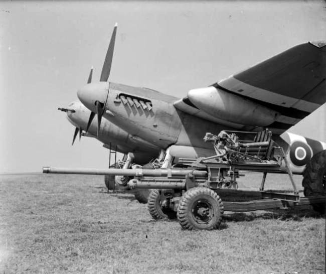 oyal_Air_Force_Coastal_Command_1939-1945._CH182191.jpg