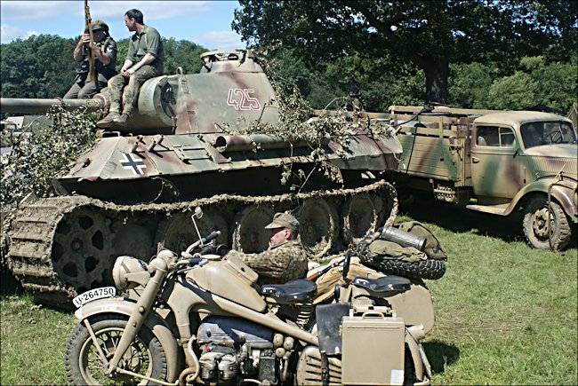 panzer-V-tank-425-bike.jpg