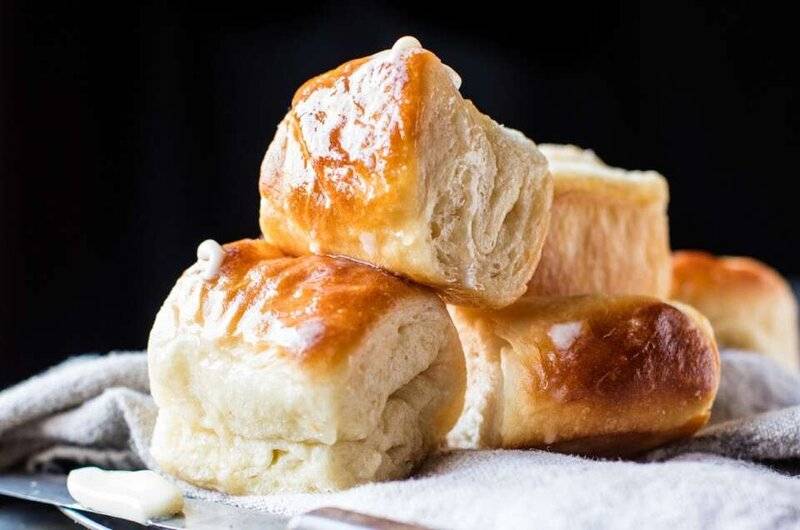 parker-house-rolls.jpg