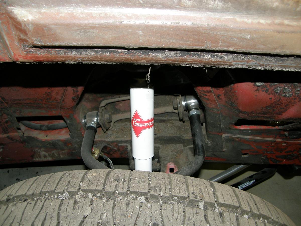 passenger side fender 002.jpg