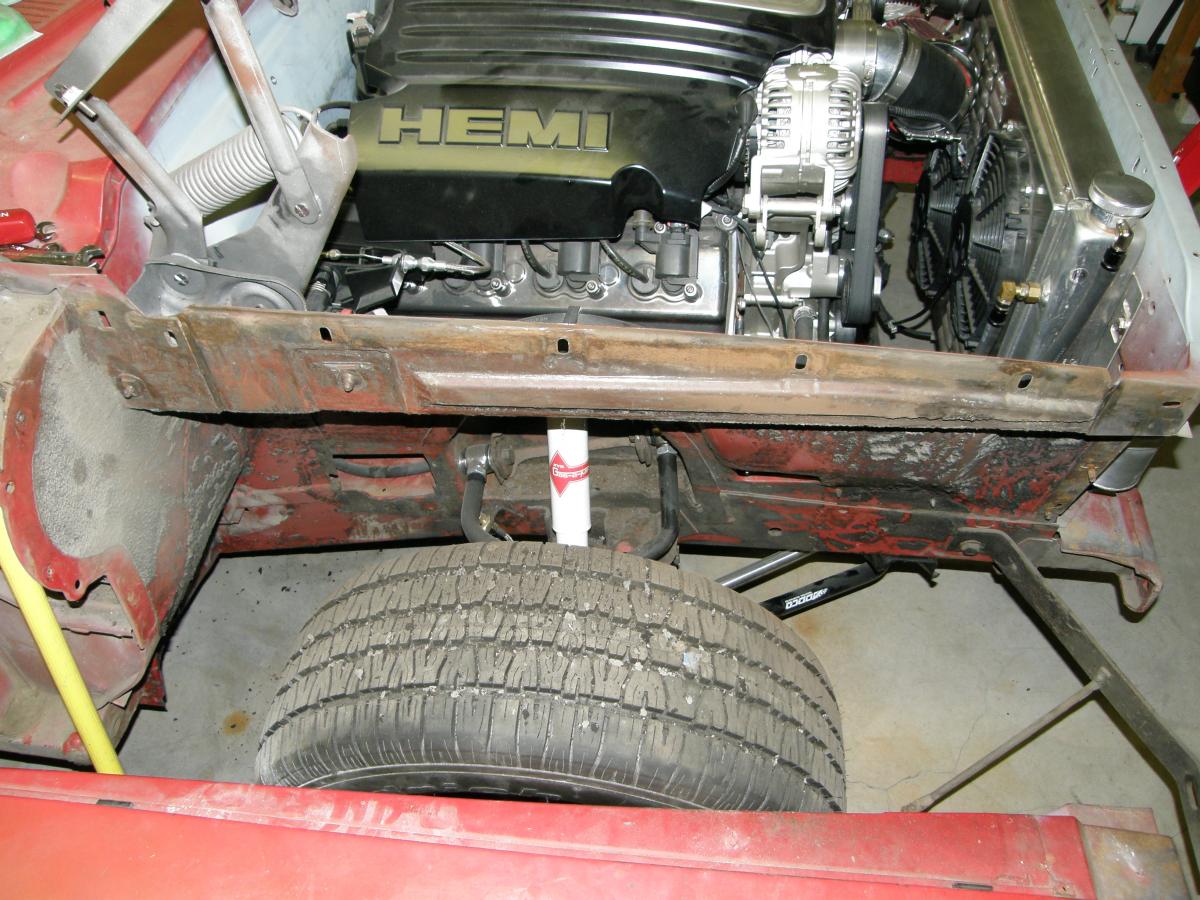 passenger side fender 003.jpg