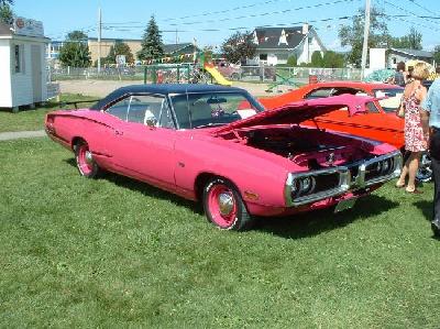 pics-med-1042-2409-dodge-super-bee-1970.jpg