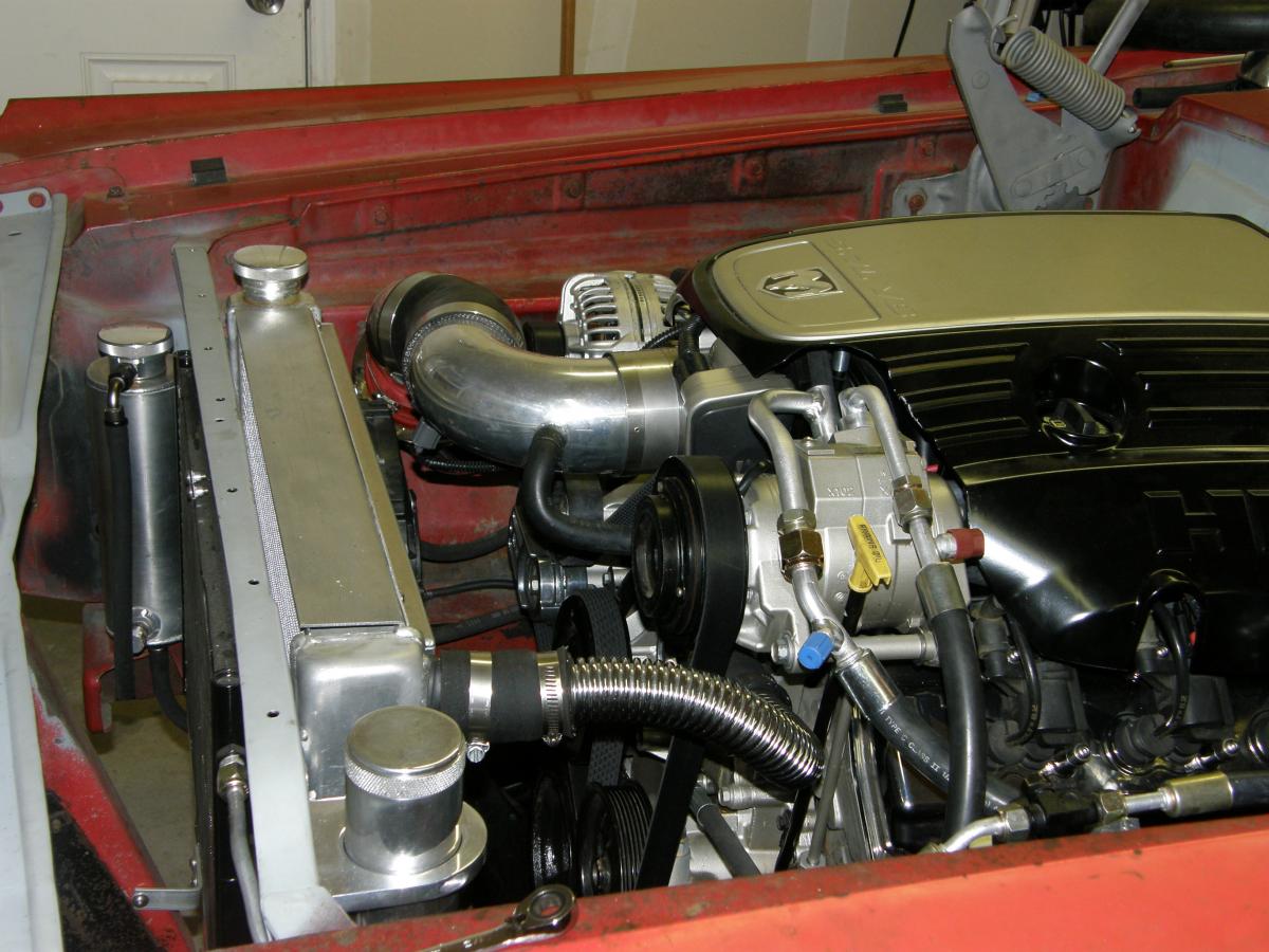 Picture   64 polara 500   5.7 Hemi w 5spd. automatic01082009 093.jpg