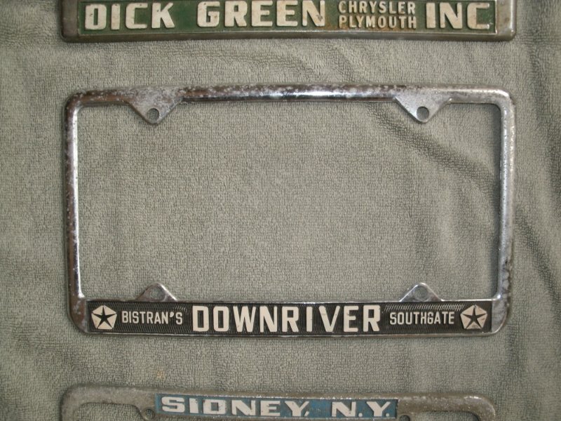 Plate frames Delete plate Hurst Auto shifter 003.JPG