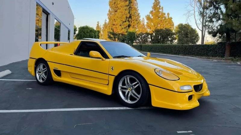 pontiac-fiero-ferrari-f50-replica.jpeg