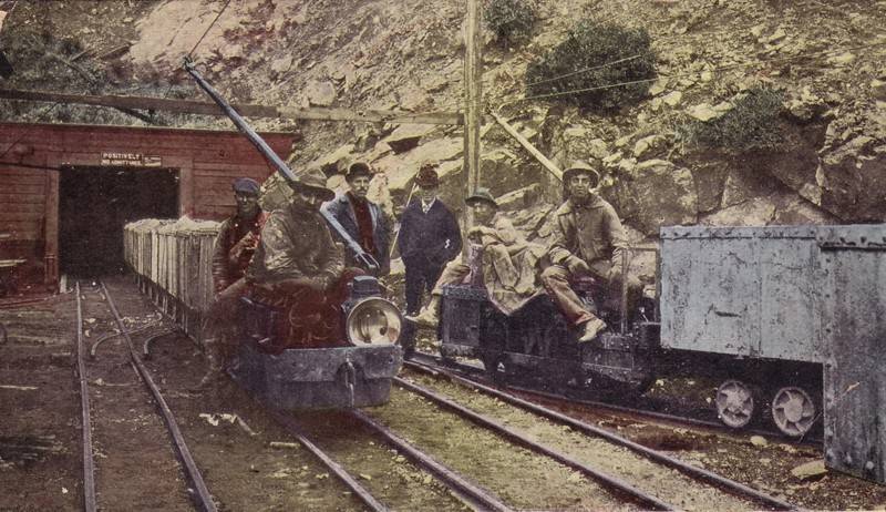 postcardtunnel1.jpg