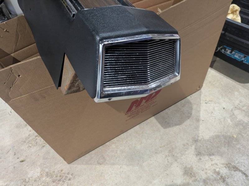 PXL_20251023_210453479.jpg PXL_20251023_210453479.jpg