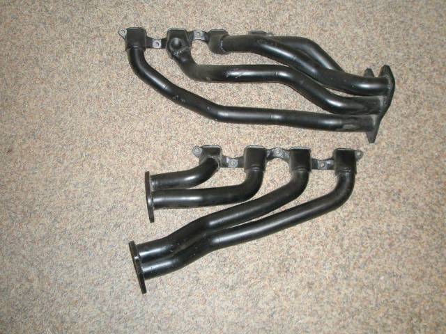 Race_Hemi_Headers_001_(Copy) (Small).JPG