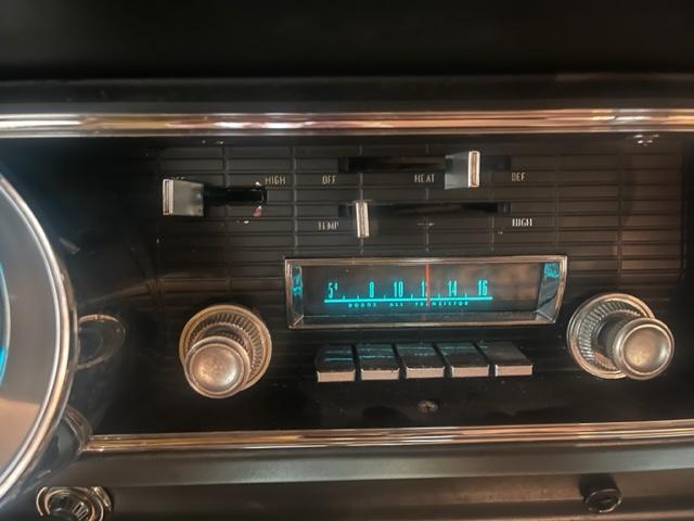 radio light.jpg