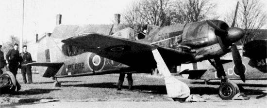 RAF-PE882--Focke-Wulf-Fw-190A-4-U8--ex-H---Wk--Nr--47155---4-.jpg