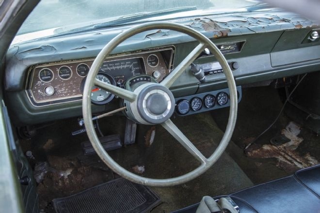 roadkill-crop-duster-1970-plymouth--85-.jpg