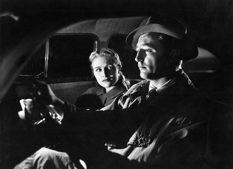 Robert Mitchum and Virginia Huston in Out of the Past (1947).jpg