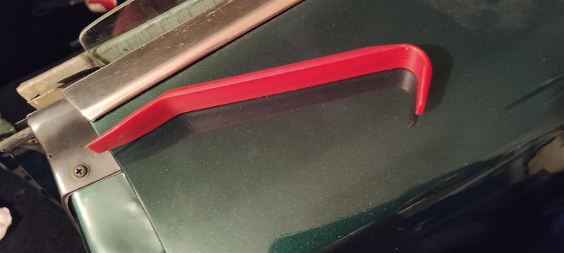 RoofRailWeatherstrip2.jpg