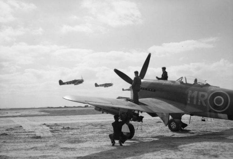 royal_air_force-_2nd_tactical_air_force_1943-1945-_cl449-741x508.jpg