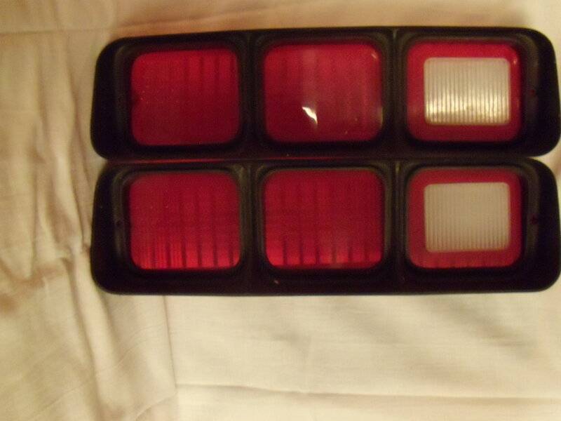 RR Tail Light 1.JPG