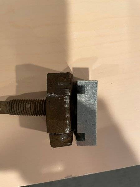 RR torsion bar bolt.jpg